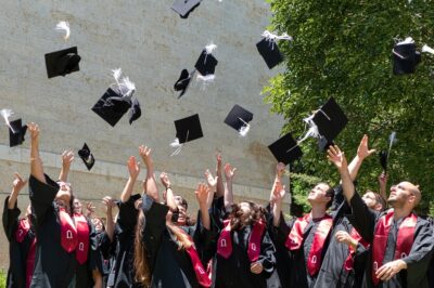 מה אפשר לעשות עם התואר שלנו? הכול