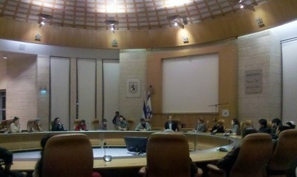 Students Play Guest at Weekly Shalem Forum &ndash; at the Mayor&rsquo;s Office